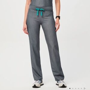 Women's Figs Livingston Scrub Pant Graphite Size Small